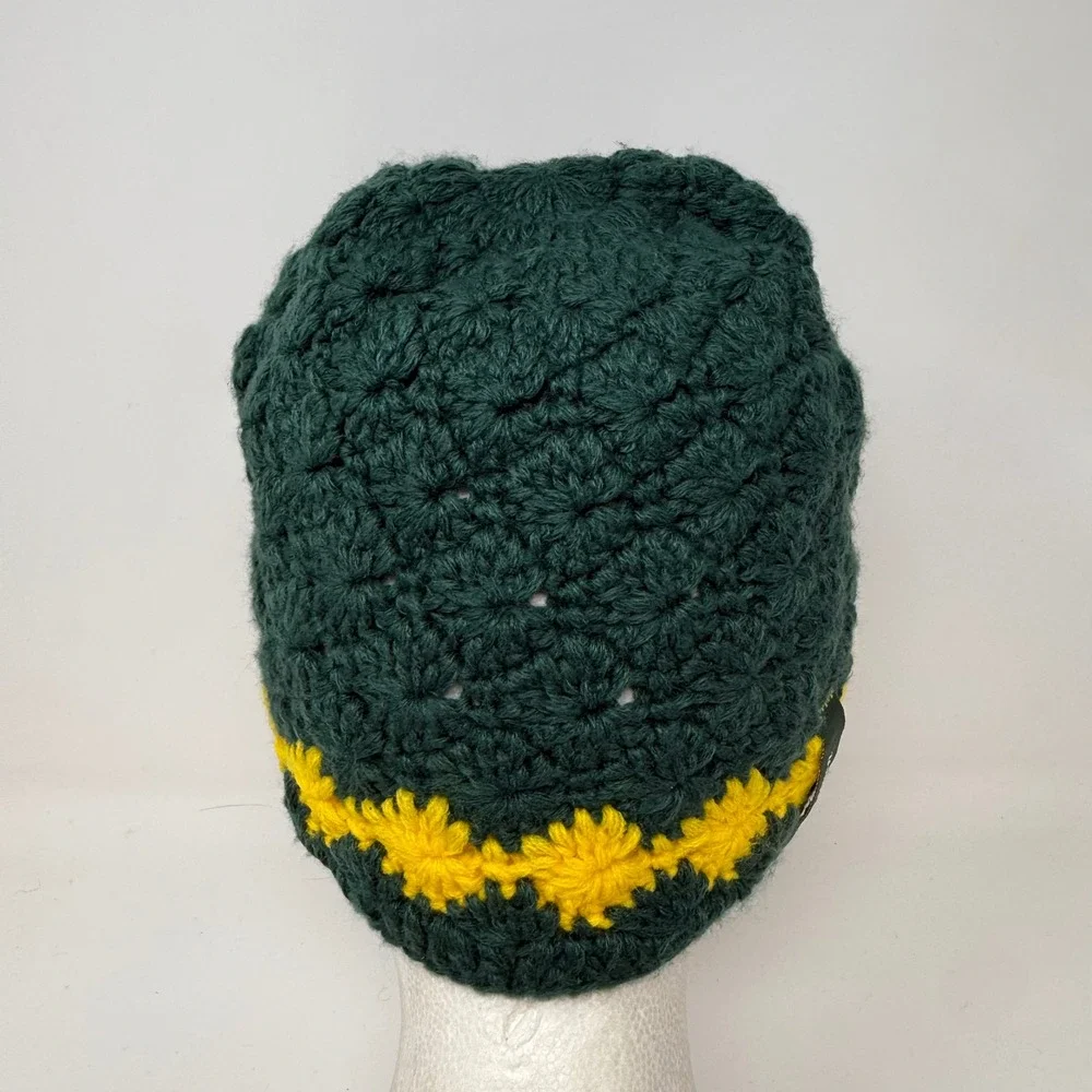 Nike Team Oregon Ducks‎ Crochet Beanie Green Yellow Floral Knit Hat F8RGP OSFM